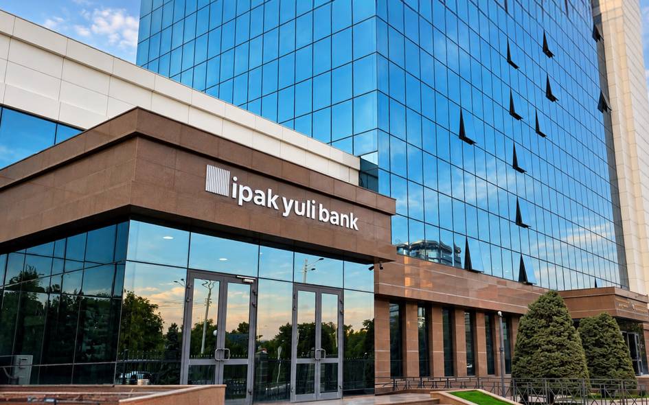 Ipak Yuli Bank: тадбиркорликни қўллаб-қувватлаш — сўзлардан амалга